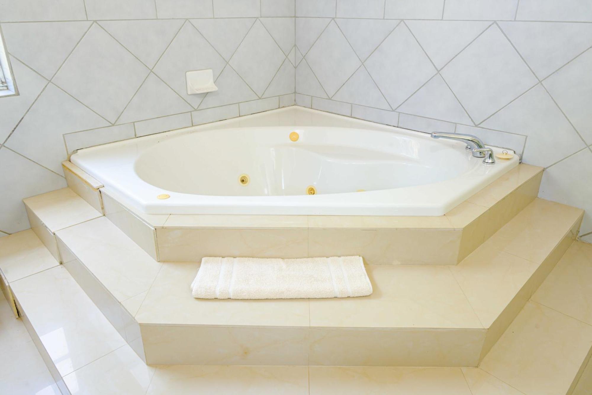 Fort Shelley Cades Bay Ngoại thất bức ảnh